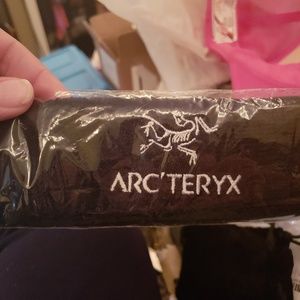 Arc'teryx Headband